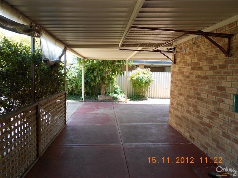 8 Breaden Drive, Cooloongup WA 6168