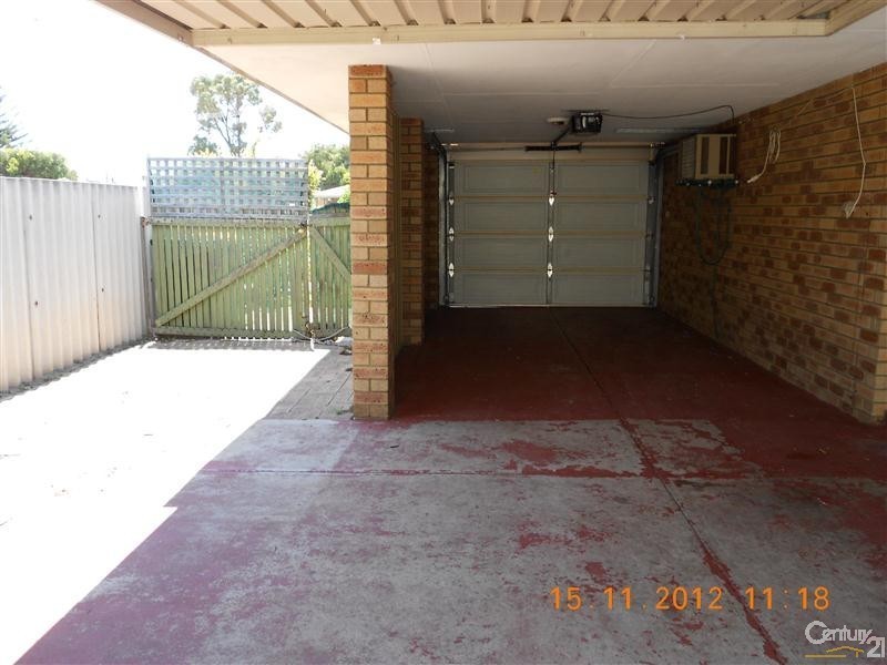 8 Breaden Drive, Cooloongup WA 6168