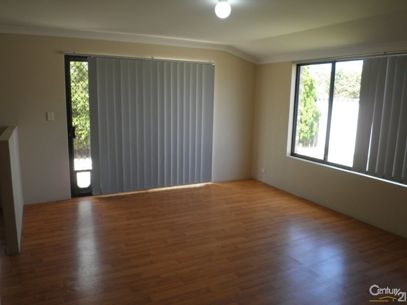11 Excelsior Meander, Warnbro WA 6169