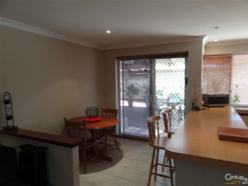 64 Charthouse Road, Waikiki WA 6169