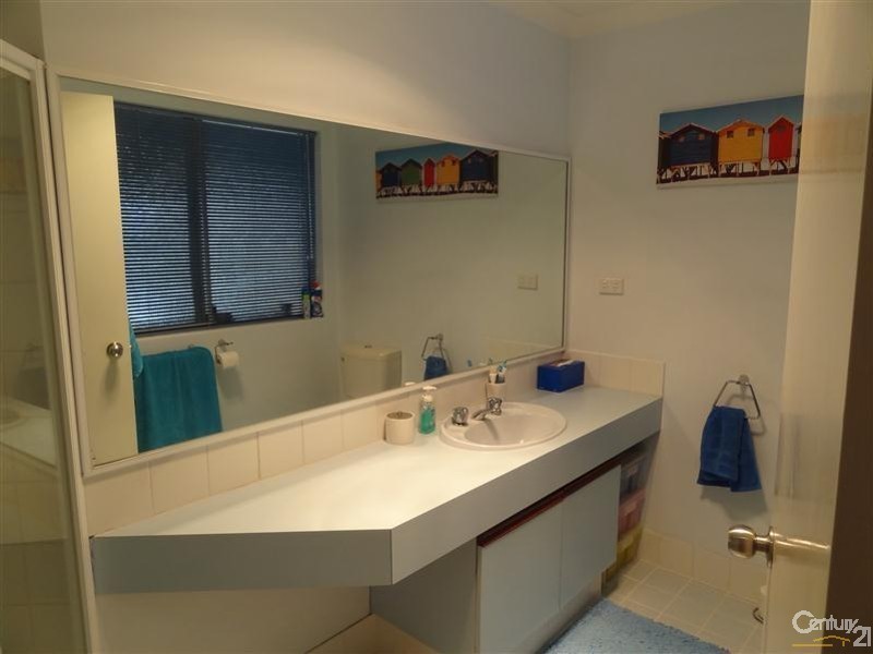 64 Charthouse Road, Waikiki WA 6169