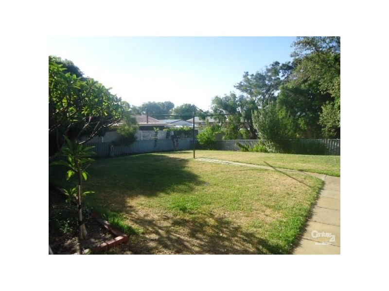 14 Liverpool Street, Shoalwater WA 6169