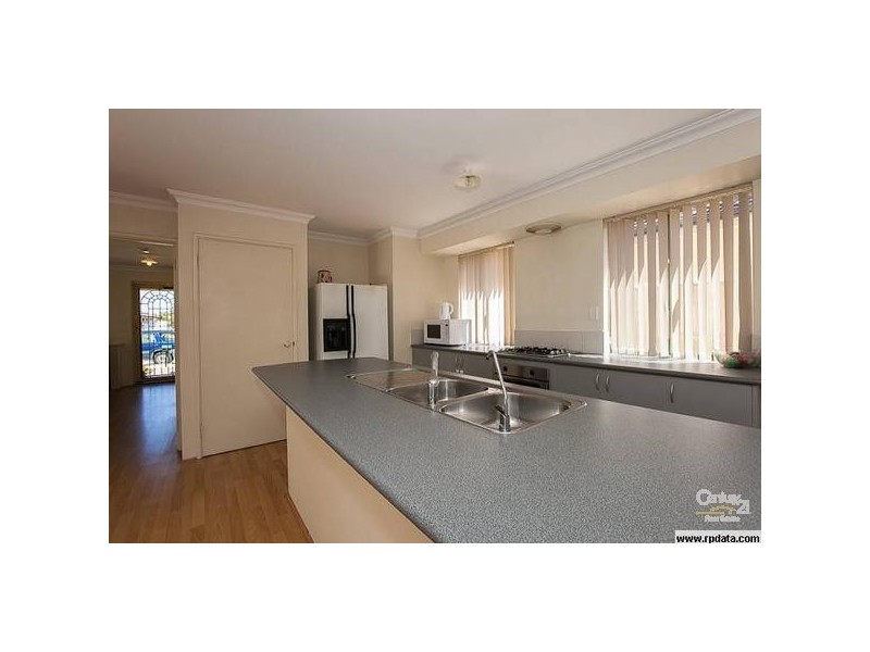80 Fisher Street, Rockingham WA 6168