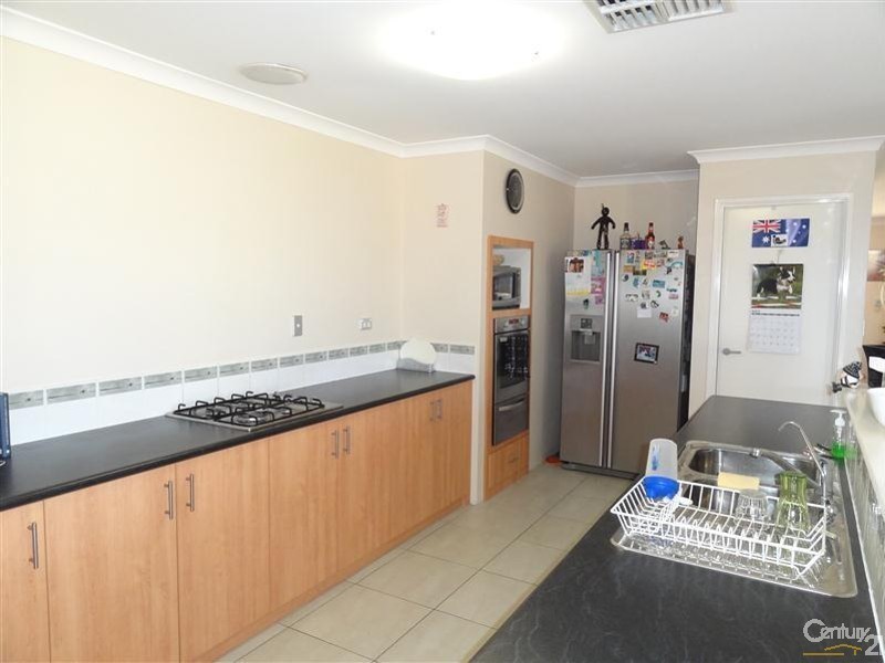 3 Cronulla Road, Secret Harbour WA 6173