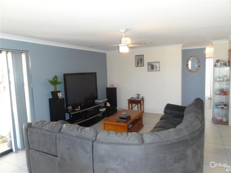 3 Cronulla Road, Secret Harbour WA 6173