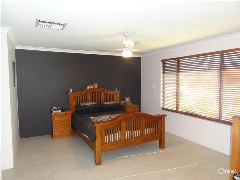 3 Cronulla Road, Secret Harbour WA 6173