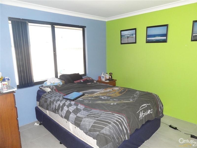 3 Cronulla Road, Secret Harbour WA 6173