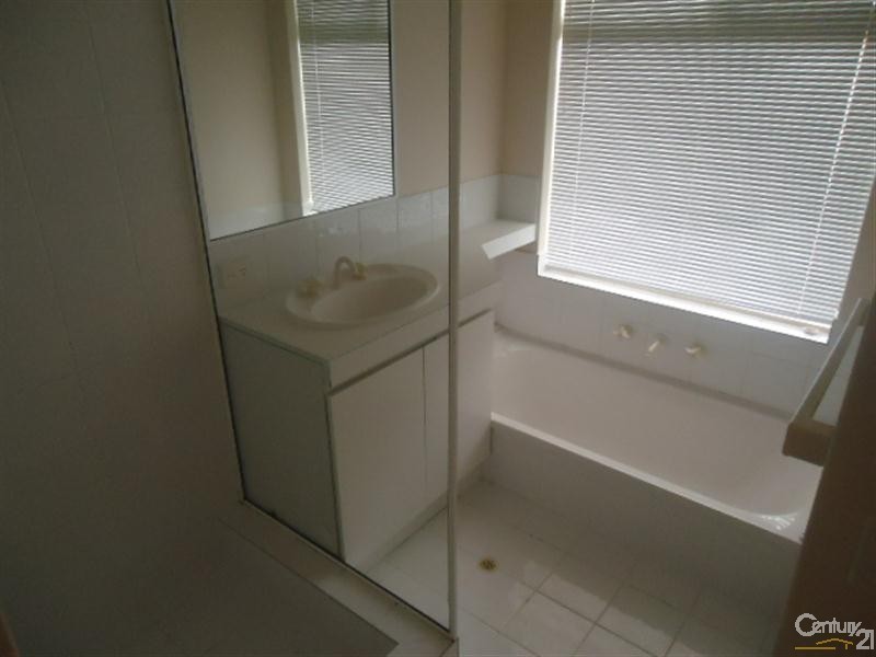 1 Reliance Court, Waikiki WA 6169