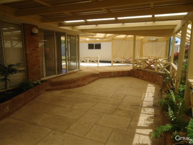 1 Reliance Court, Waikiki WA 6169