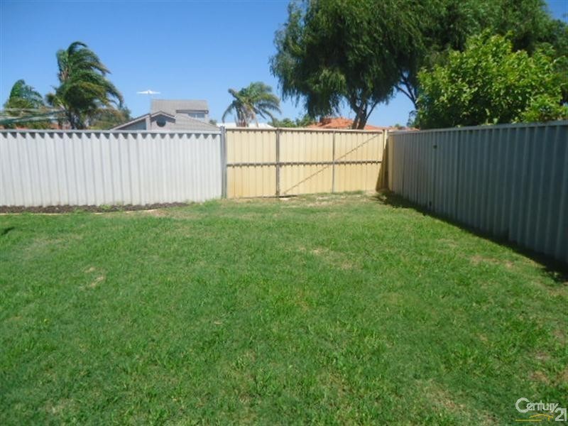 1 Reliance Court, Waikiki WA 6169