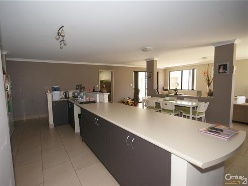 93 Tranby Drive, Baldivis WA 6171