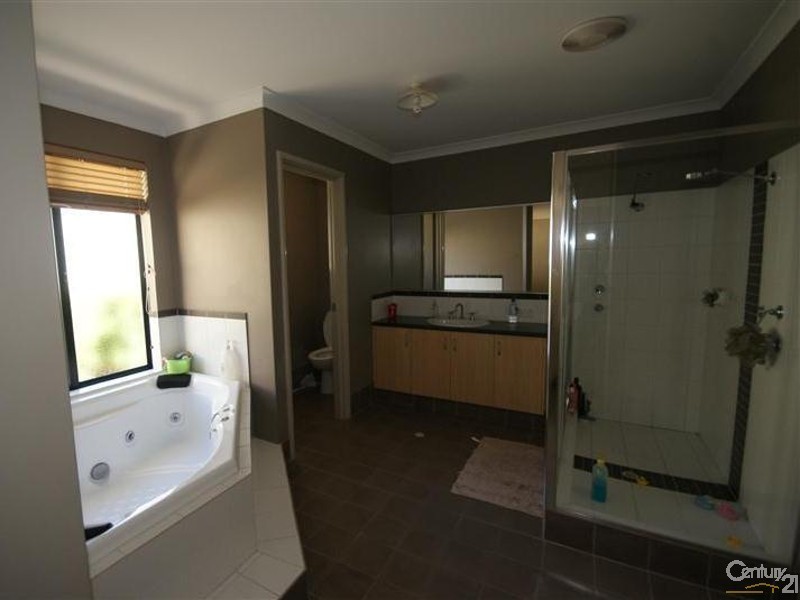 93 Tranby Drive, Baldivis WA 6171