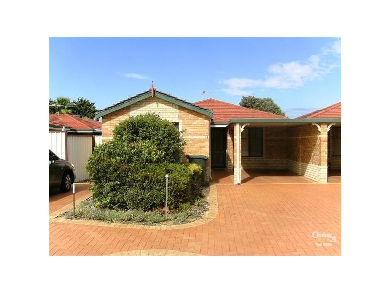 4/10 Nabberu Loop, Cooloongup WA 6168