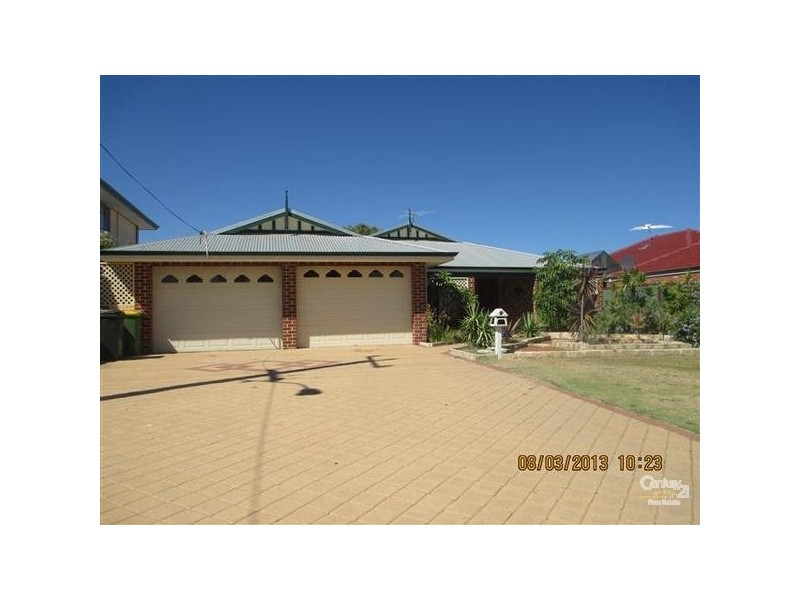 11 Palmer Street, Warnbro WA 6169