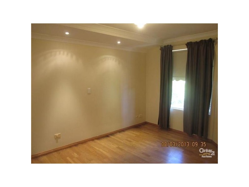 11 Palmer Street, Warnbro WA 6169