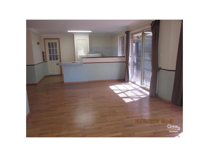 11 Palmer Street, Warnbro WA 6169