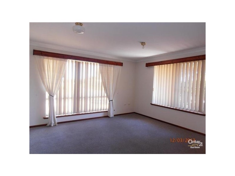 15 Millgrove Avenue, Cooloongup WA 6168