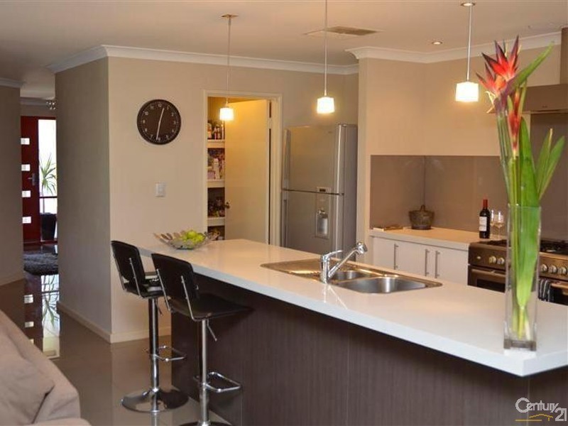 10 Yelbeni Loop, Baldivis WA 6171