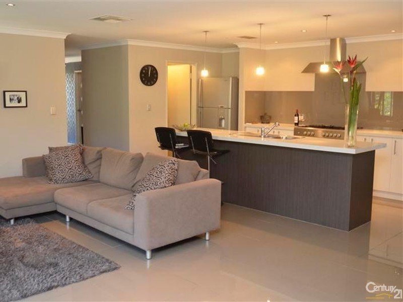 10 Yelbeni Loop, Baldivis WA 6171