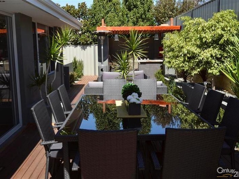 10 Yelbeni Loop, Baldivis WA 6171
