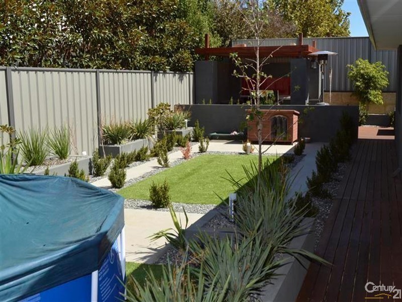 10 Yelbeni Loop, Baldivis WA 6171