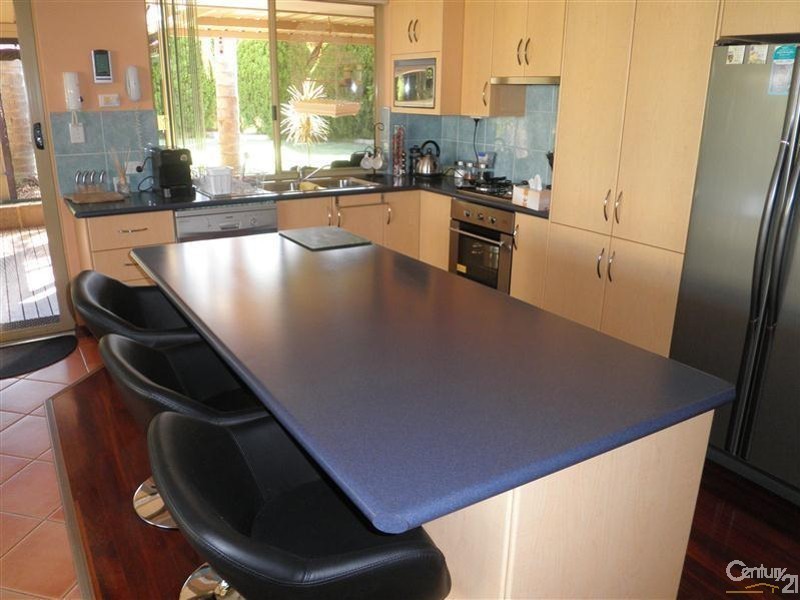 25 Warnbro Sound Avenue, Warnbro WA 6169