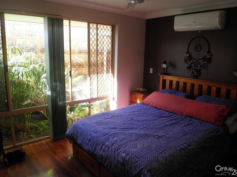 25 Warnbro Sound Avenue, Warnbro WA 6169