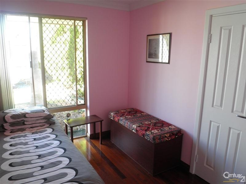 25 Warnbro Sound Avenue, Warnbro WA 6169