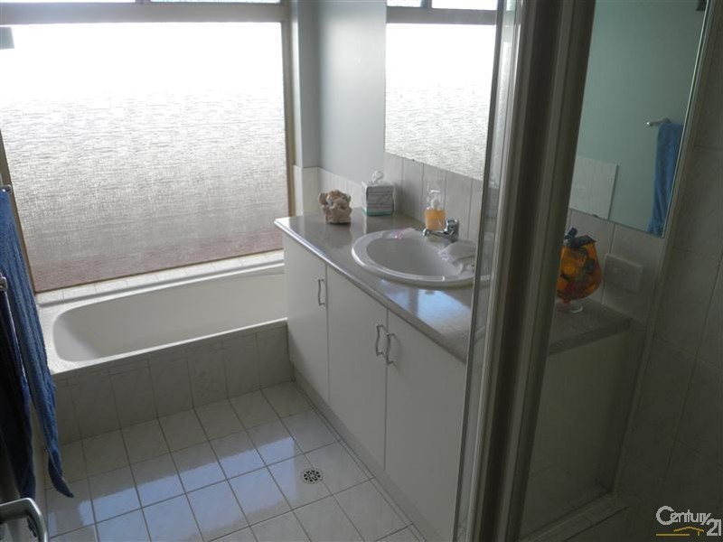 25 Warnbro Sound Avenue, Warnbro WA 6169