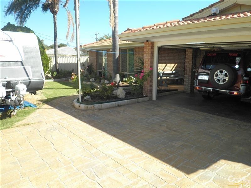 25 Warnbro Sound Avenue, Warnbro WA 6169