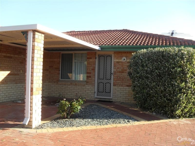 1/2 Dowling Street, Rockingham WA 6168