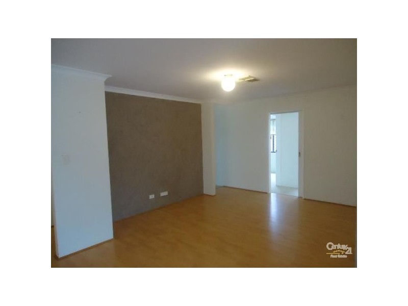 15 Dunlowe Loop, Warnbro WA 6169