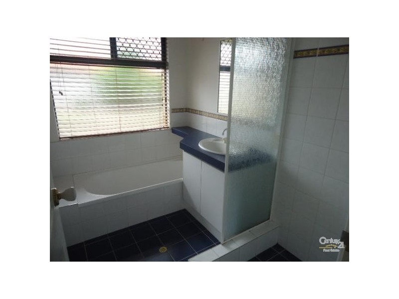 15 Dunlowe Loop, Warnbro WA 6169