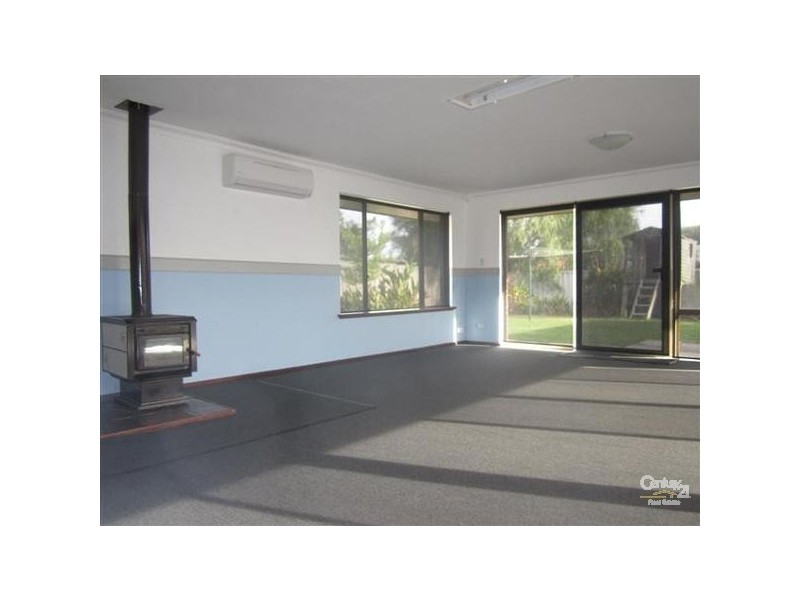 18 Legend Place, Cooloongup WA 6168