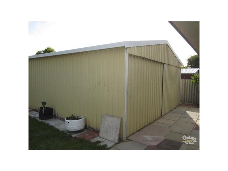 18 Legend Place, Cooloongup WA 6168