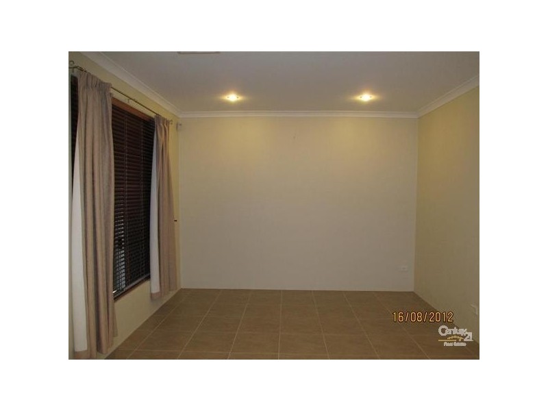 4 Seaford Lane, Secret Harbour WA 6173