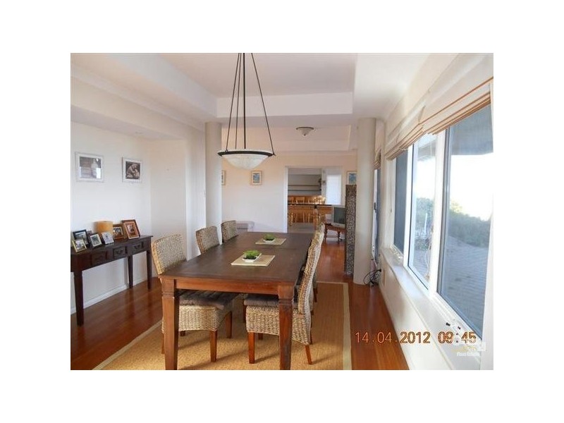 2 Arcadia Drive, Shoalwater WA 6169