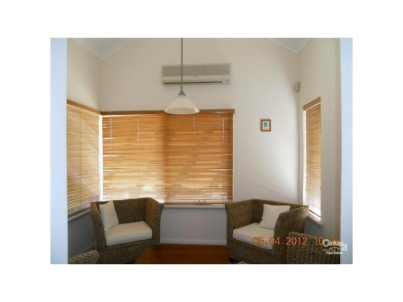 2 Arcadia Drive, Shoalwater WA 6169