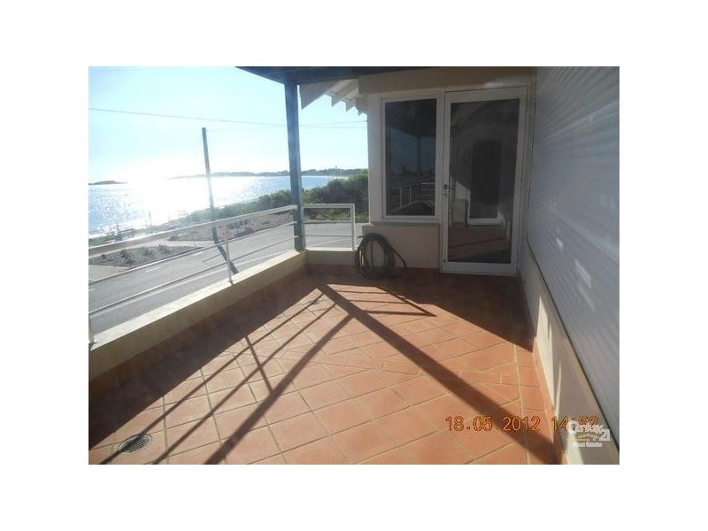 2 Arcadia Drive, Shoalwater WA 6169