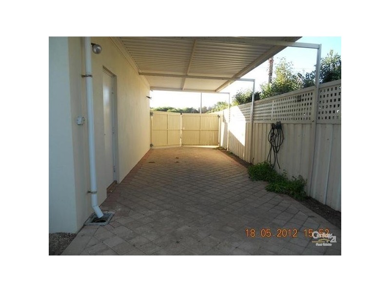 2 Arcadia Drive, Shoalwater WA 6169