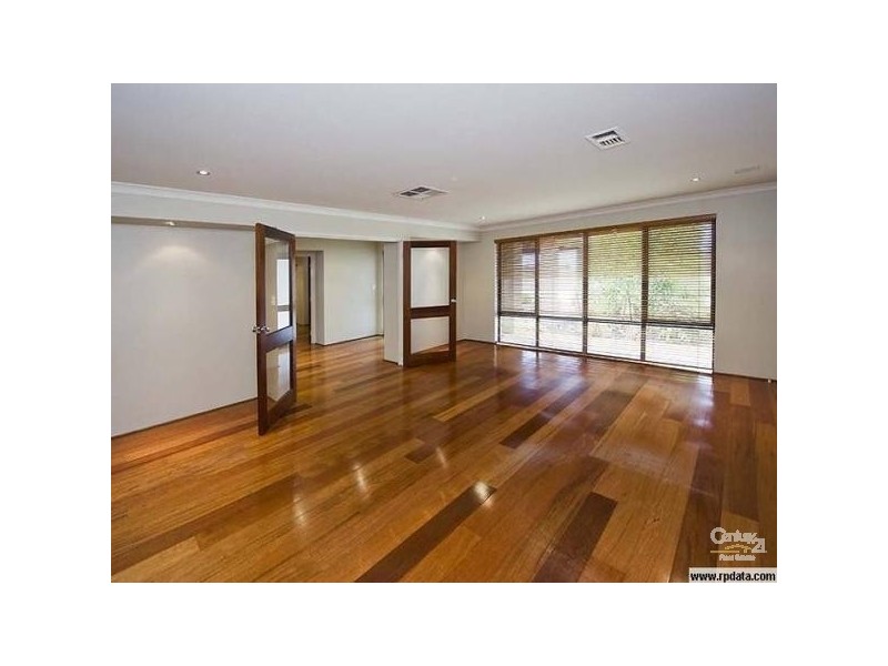 9 Smiths Break, Secret Harbour WA 6173