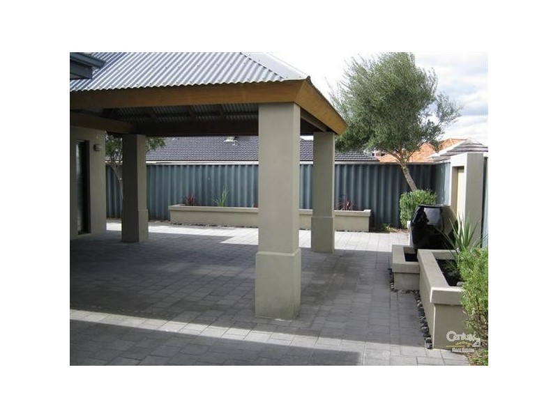 9 Smiths Break, Secret Harbour WA 6173
