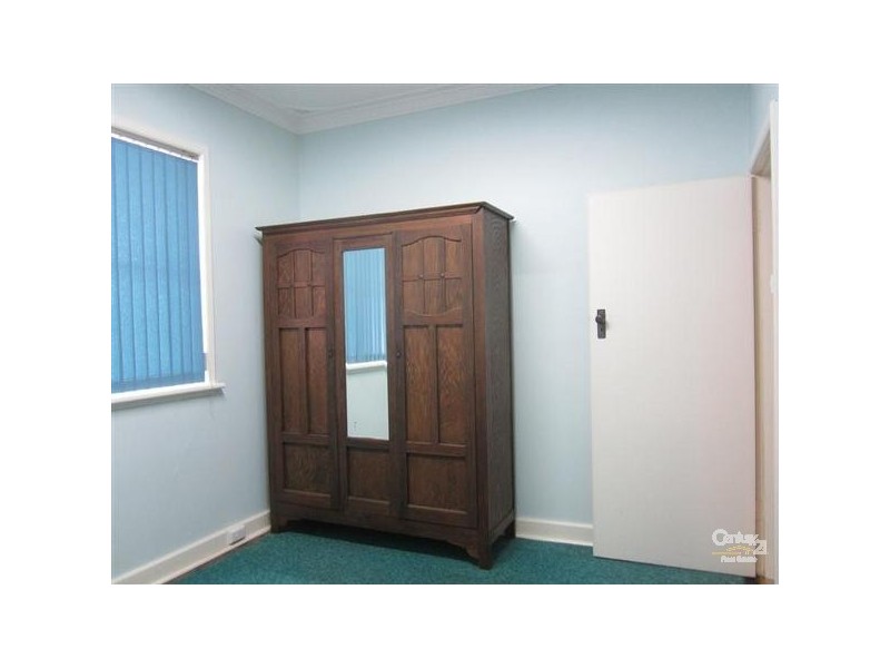 102 Harrison Street, Rockingham WA 6168