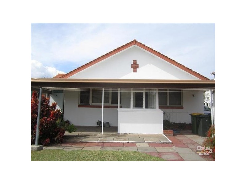 102 Harrison Street, Rockingham WA 6168