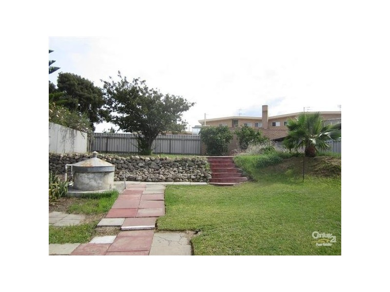 102 Harrison Street, Rockingham WA 6168