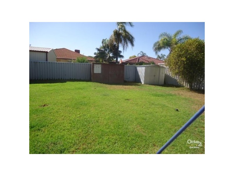 6 Link Way, Cooloongup WA 6168