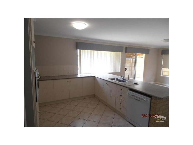 2/153 Penguin Road, Safety Bay WA 6169