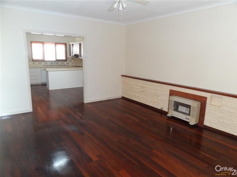 13 Hercules Street, Rockingham WA 6168