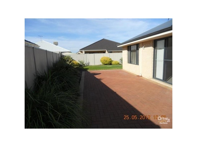 22 Windermere Way, Waikiki WA 6169