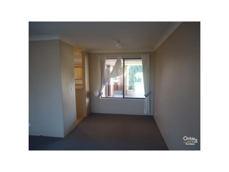 27 Hartland Way, Warnbro WA 6169